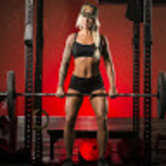 Meet your Posher, Candice - Picture 1 of 1